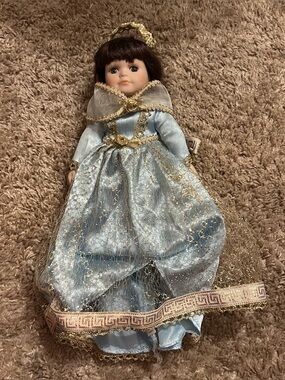 Royalton Collection Sleeping Beauty Porcelian Doll